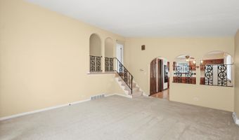 108 N May St, Addison, IL 60101