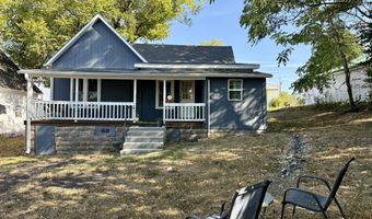 305 E Webster Ave, Ava, MO 65608