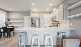 2561 NE Purcell Blvd, Bend, OR 97701