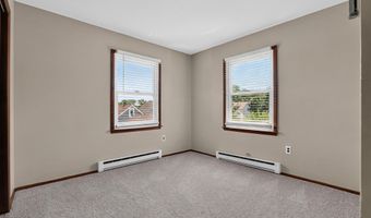 30 W Park Ave, Avenel, NJ 07001