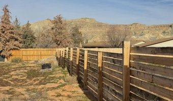 1015 E Canyon Dr, Big Water, UT 84741