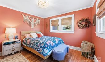 32 Florida Pl, Asheville, NC 28806