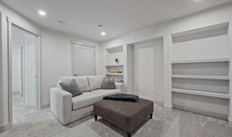 1100 Blue Bell Rd, Berthoud, CO 80513