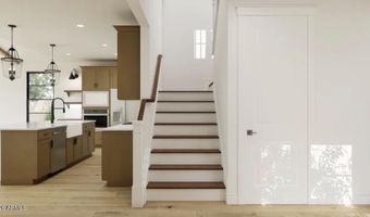 1131 E YELLOWSTONE Pl, Chandler, AZ 85249