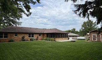 4710 Summer Dr, Anderson, IN 46012