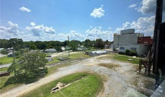 520 COMER St, Alexander City, AL 35010
