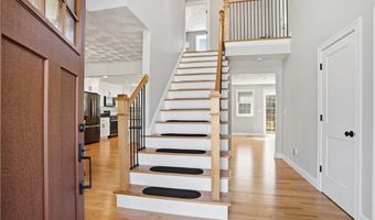 1268 Central Ave, Johnston, RI 02919