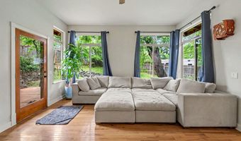 545 Holly St, Ashland, OR 97520