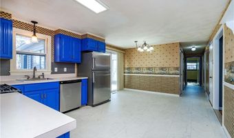 38 Greenwood Rd, North Kingstown, RI 02852