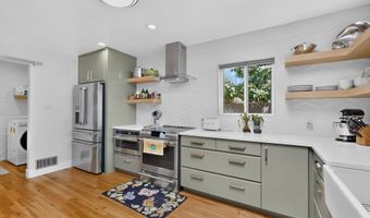 328 Fontana Pl NE, Albuquerque, NM 87108