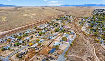 390 Lobo Ln, Chino Valley, AZ 86323