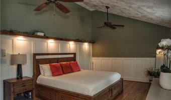 12 N Shore Dr, East Providence, RI 02915