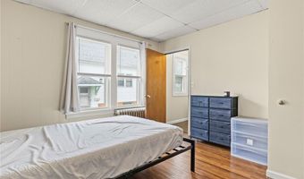 540 Longmeadow Rd, Amherst, NY 14226