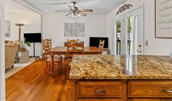 811 Brookdale Dr, Arnold, MO 63010