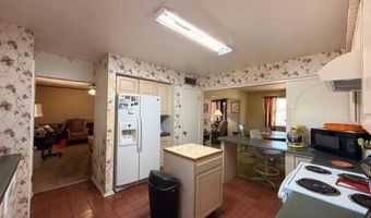 880 S La Mesa Cir, Benson, AZ 85602
