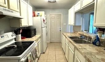 1423 S McCampbell St, Aransas Pass, TX 78336