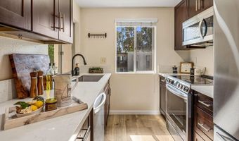 5350 Baltimore Dr 20, La Mesa, CA 91942