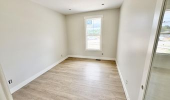 8309 Kettle Hill Ct SE, Alto, MI 49302