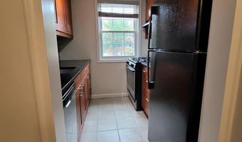 4358 N PERSHING Dr 43582, Arlington, VA 22203