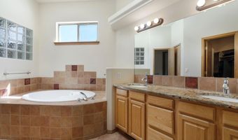 6416 Sage Point Ct NE, Albuquerque, NM 87111