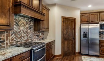 1388 Cypress Pointe Dr, Akron, AL 35449