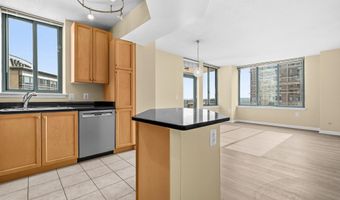851 N GLEBE Rd 1419, Arlington, VA 22203