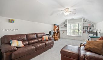 7 Stonesthrow Ct, Bluffton, SC 29910