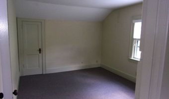 273 E State, Athens, OH 45701