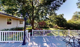 3840 CHAPEL HILL Dr, Erie, PA 16506