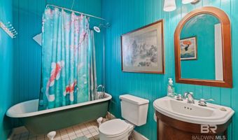 309 S Main St, Atmore, AL 36502