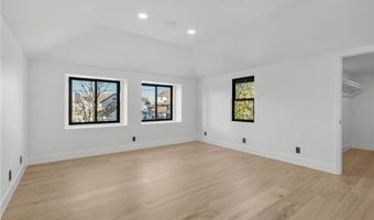 7460 E Hummingbird Cir, Anaheim, CA 92808