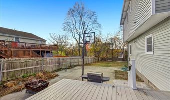 40 Rosner Ave, North Providence, RI 02904