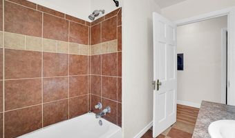 1422 N Hudson St, Altus, OK 73521