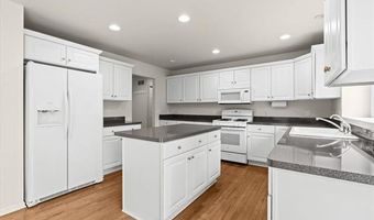 4870 LYTHAM Ln, Ann Arbor, MI 48103