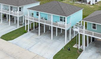 195 Paradise Dr, Aransas Pass, TX 78336