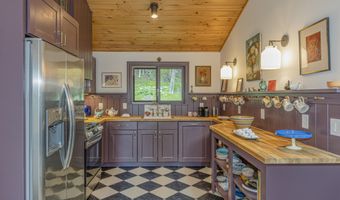 19 Bakertown Rd, Accord, NY 12404