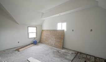 2213 Noble St, Anderson, IN 46016