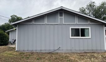 1437 Hemlock Ave, Anderson, CA 96007