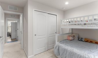 2825 Dillon Dr, Ann Arbor, MI 48105
