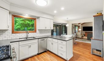 6975 Perthview Dr, Anderson Twp., OH 45244