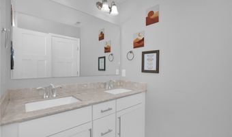 222 Vanderbuilt Ct, Aberdeen, NC 28315