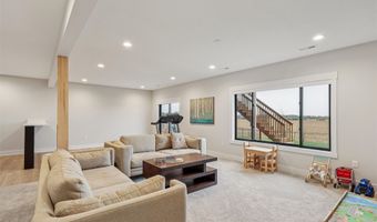 1404 NW Arbor Dr, Ankeny, IA 50023