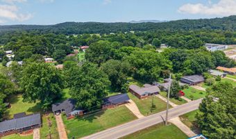 325 GLADE Rd, Anniston, AL 36206