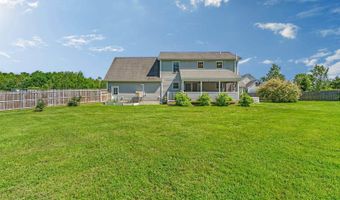 174 Rolling Meadow Dr, Bangor, ME 04401