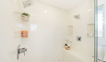 39 LAULA Rd, Hilo, HI 96720