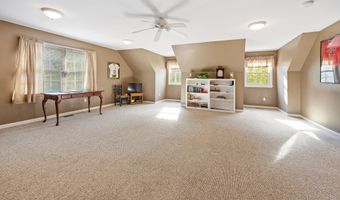 699 Andrea Ct, Cheshire, CT 06410