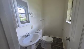 905 Spanish Acres Dr, Bay St. Louis, MS 39520