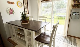 1222 Apollo Ave, Aberdeen, SD 57401