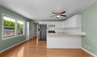 111 E Magnolia St, Arlington Heights, IL 60005
