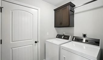 2358 Serenity Ct, Auburn, IN 46706